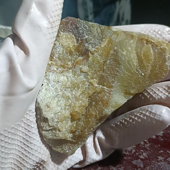 蛇纹石玉未镶嵌珠宝奇石