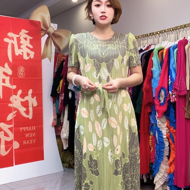 褶皱大码连衣裙111