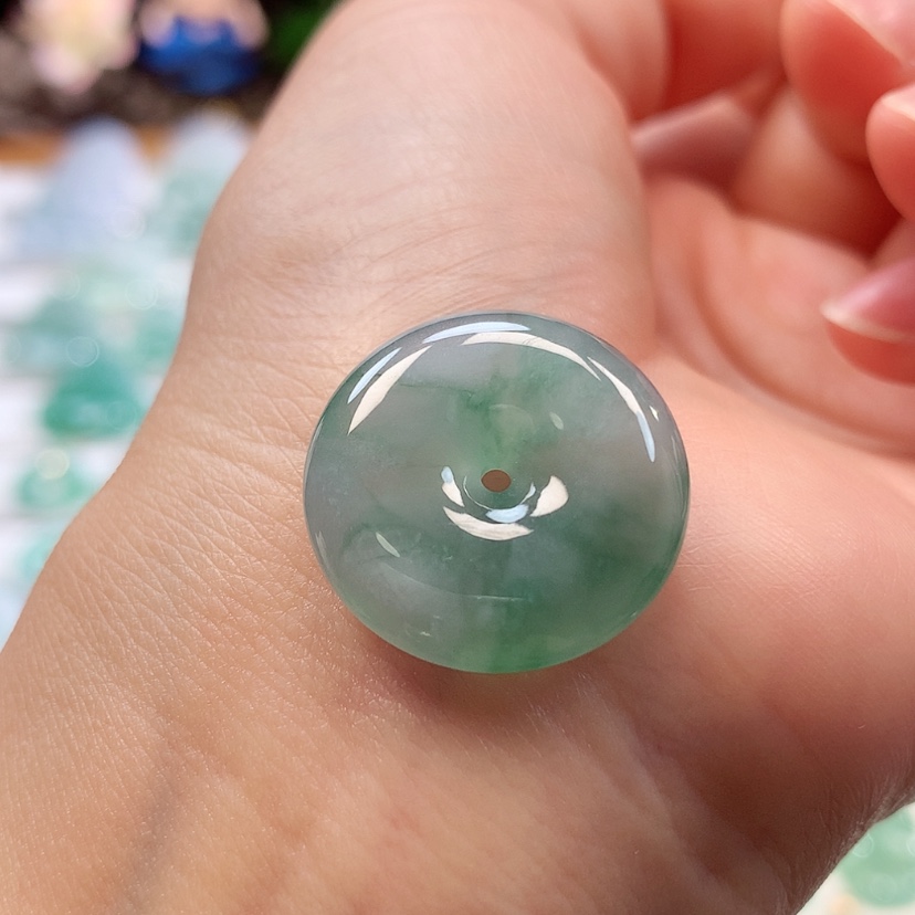 【闪购商品】翡翠未镶嵌吊坠(不含链)