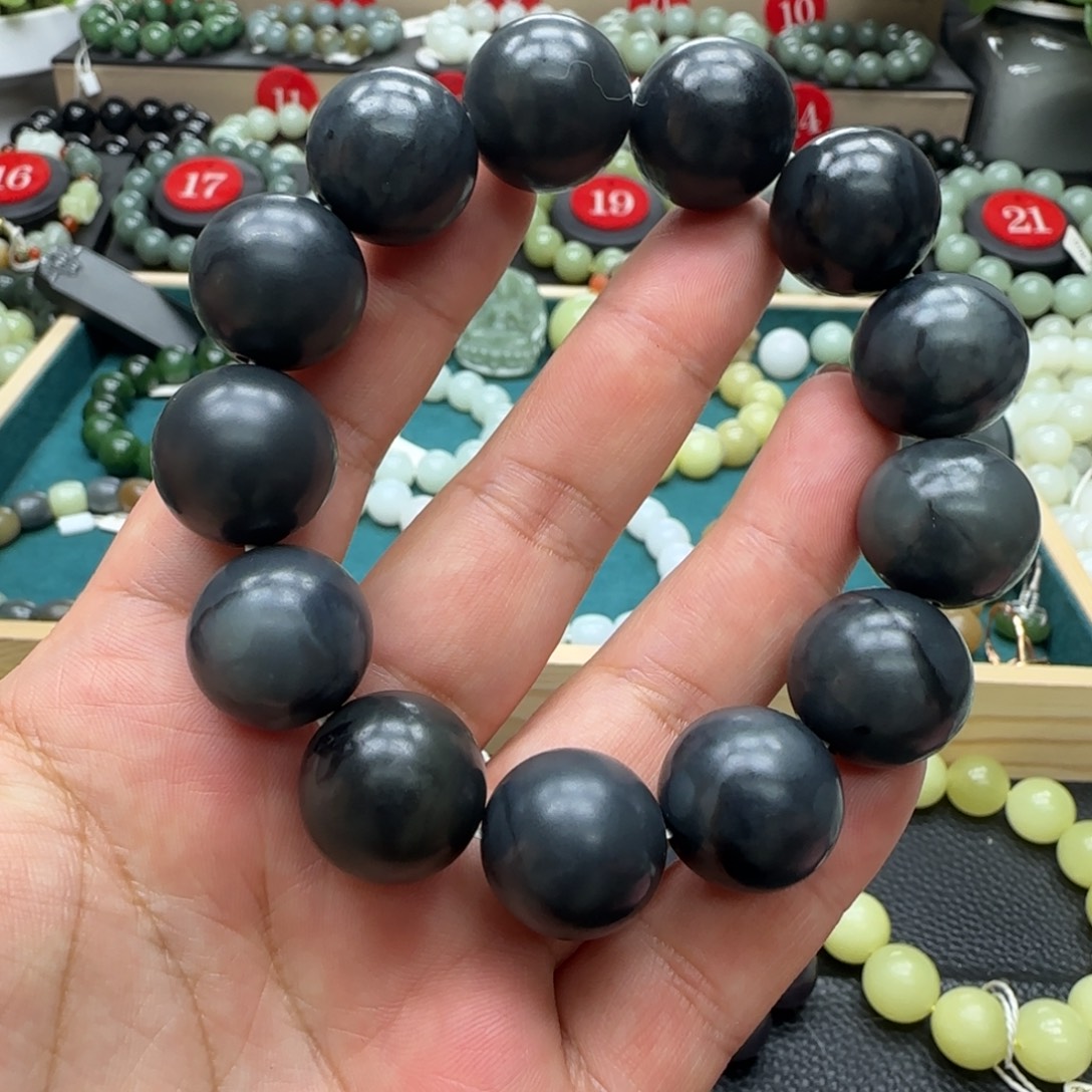 和田玉未镶嵌手链18