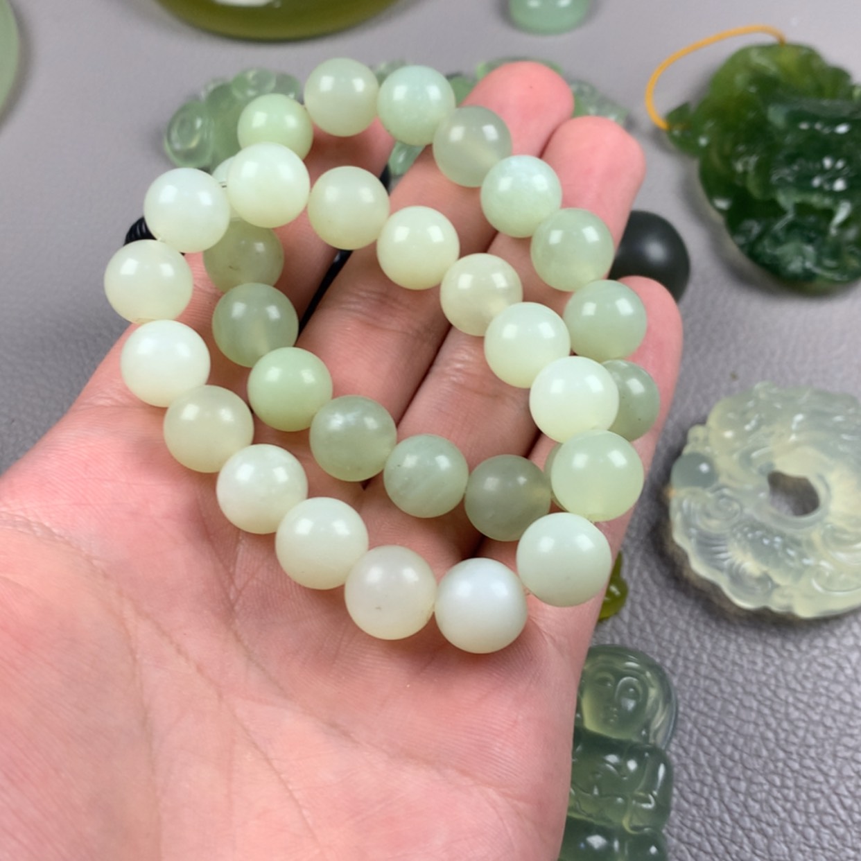 【闪购商品】蛇纹石玉未镶嵌岫玉