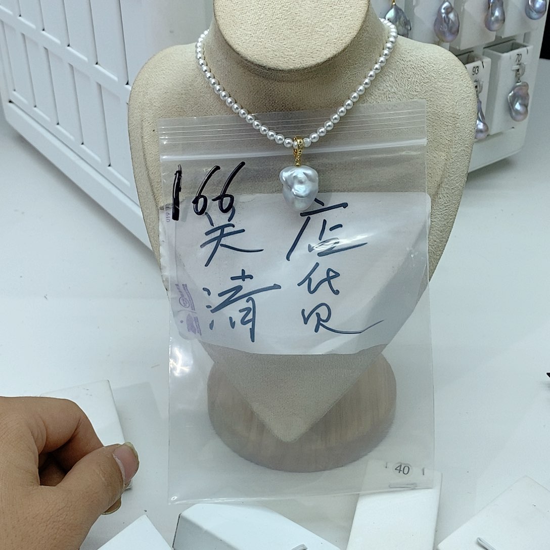 淡水珍珠颈饰合金
