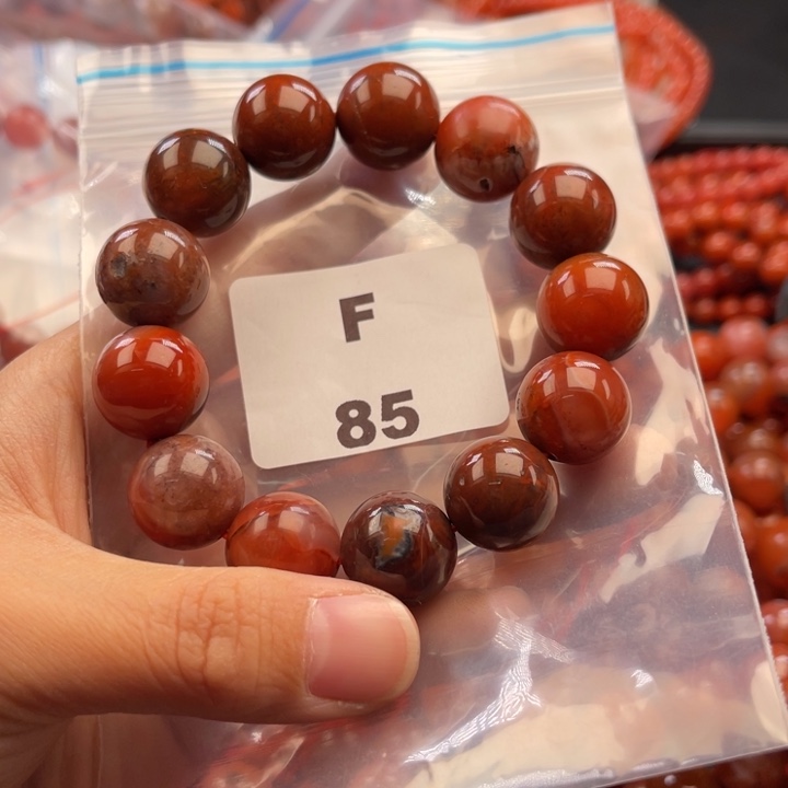 南红玛瑙未镶嵌多样性发货默认微瑕称重15mm