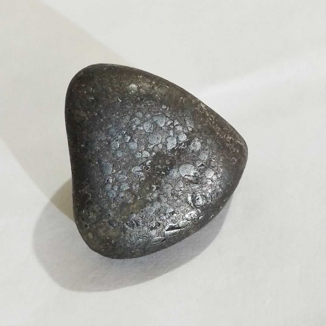 原石吊坠。仅此一件