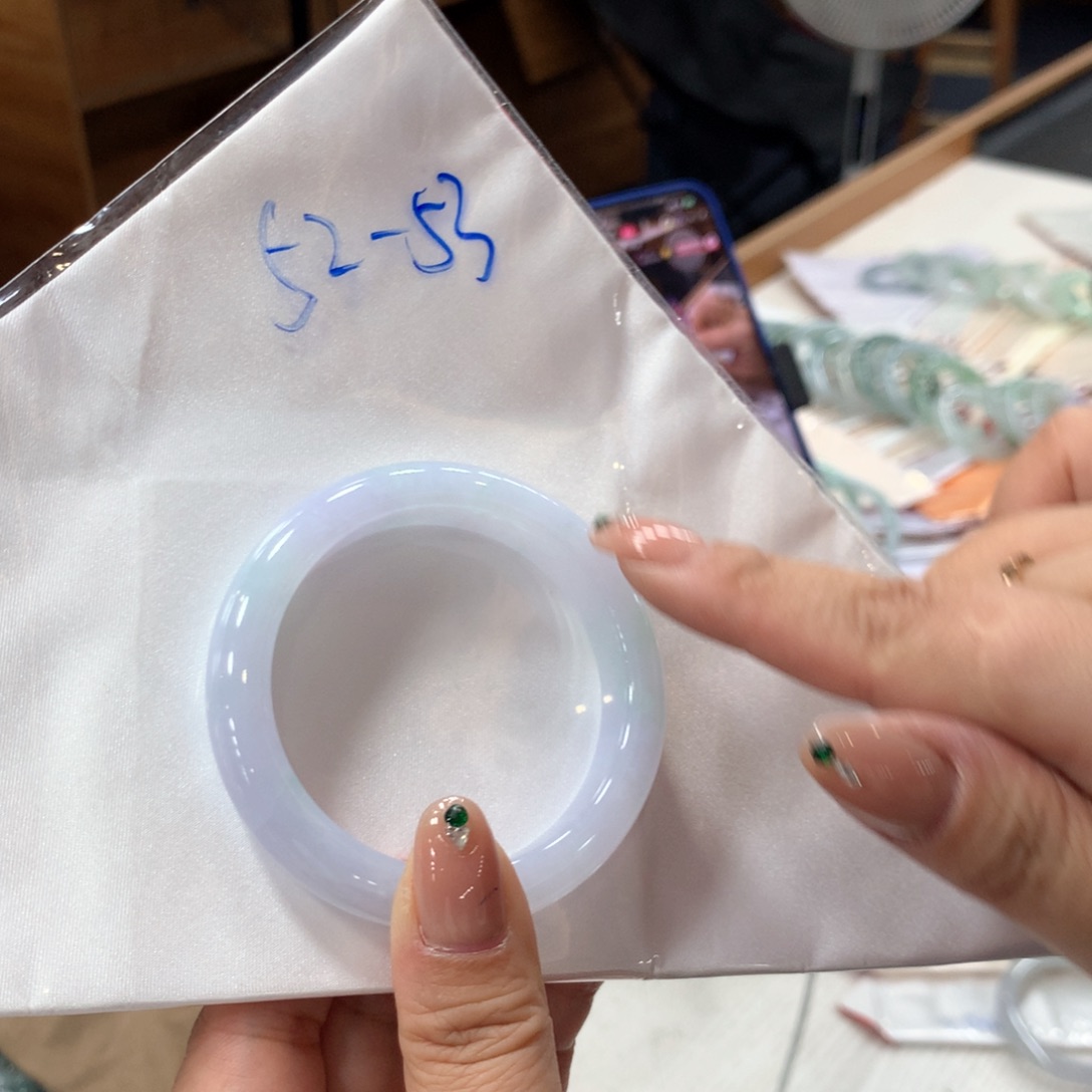 未镶嵌手镯翡翠48小时鉴赏