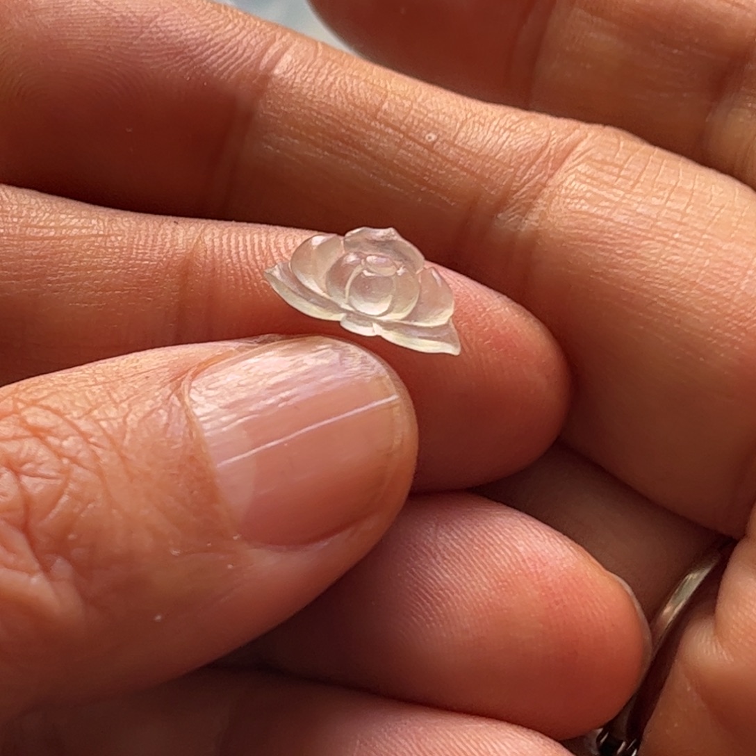 定制翡翠未镶嵌莲花