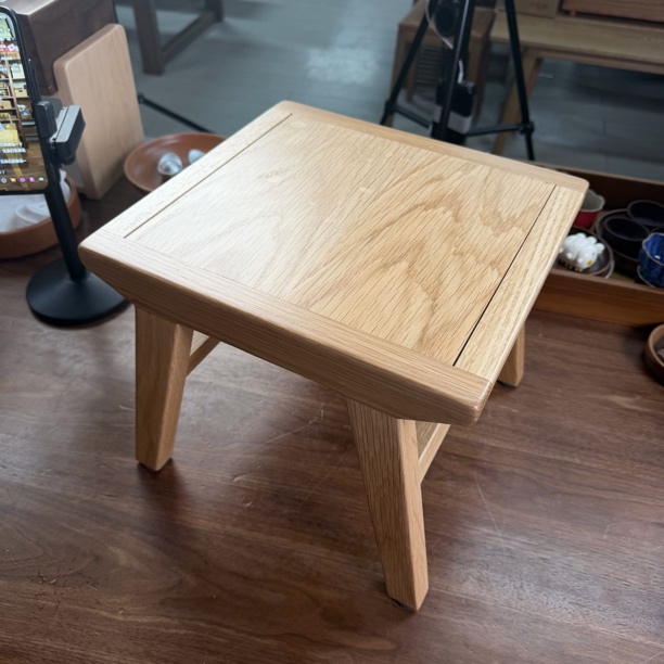 北美白橡木时光宝宝凳30 x 28 x 25公分高