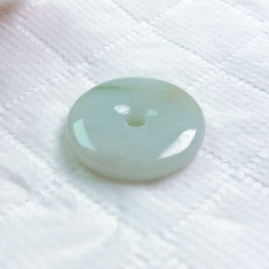 翡翠颈饰未镶嵌俄*斯吊坠