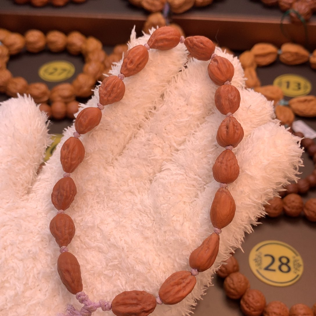 文玩核桃手串0.9尺寸