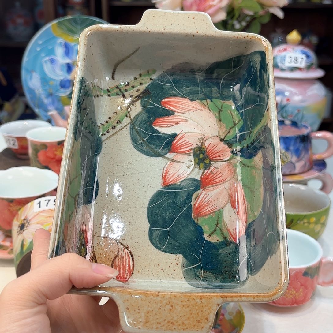 瓷片兔兔好可爱啊我