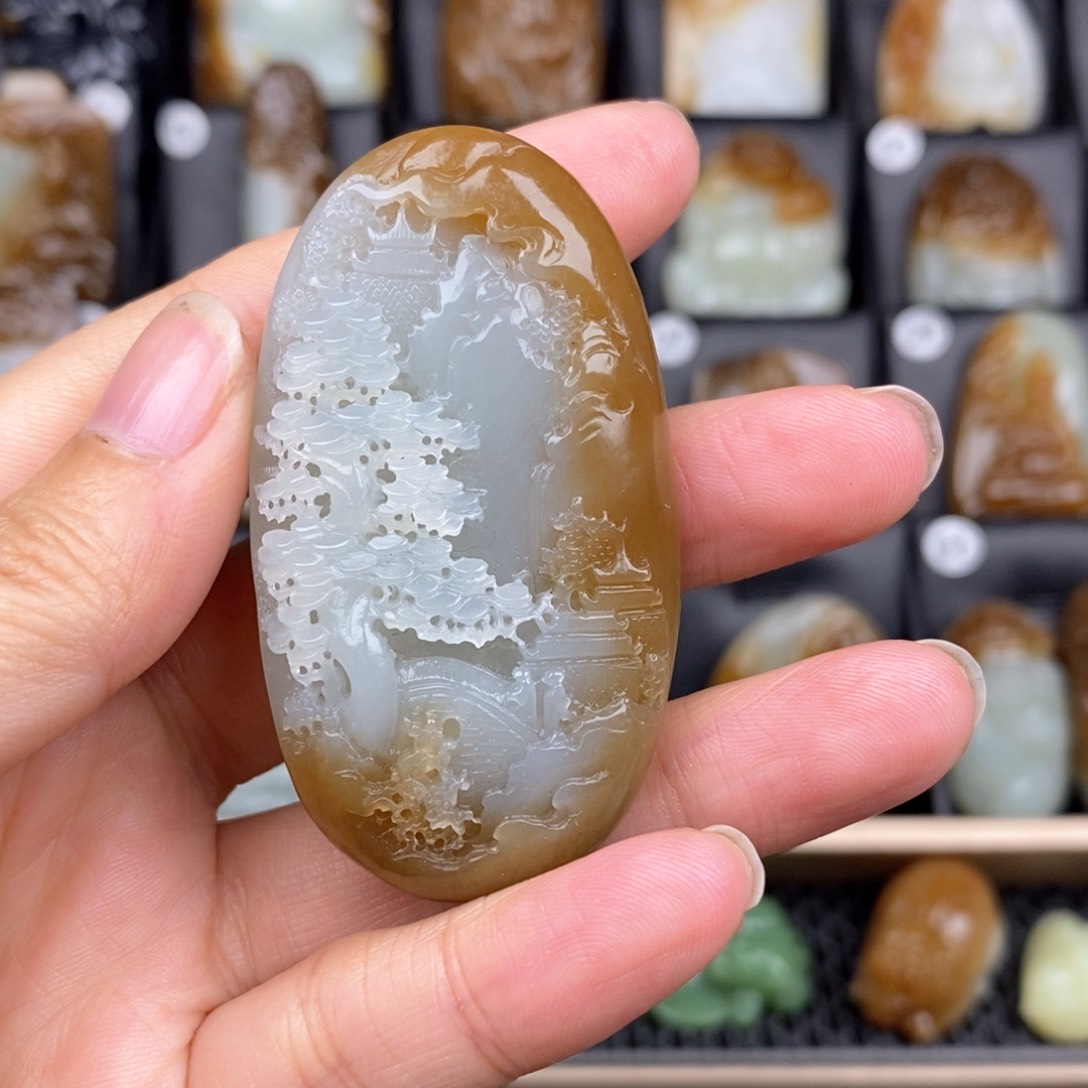 和田玉颈饰未镶嵌