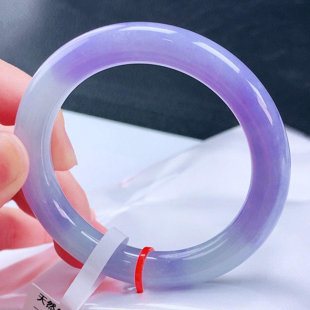 未镶嵌手镯（圆镯）翡翠54圈