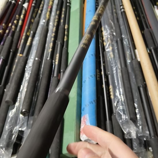 2.4米抄网杆瑕疵19号