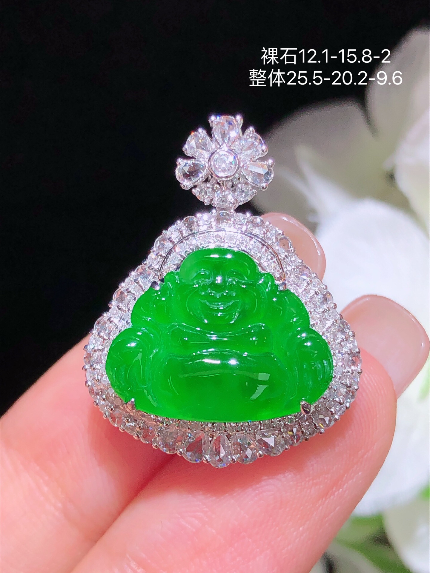 天然缅料A货翡翠阳绿佛公吊坠18K金镶钻