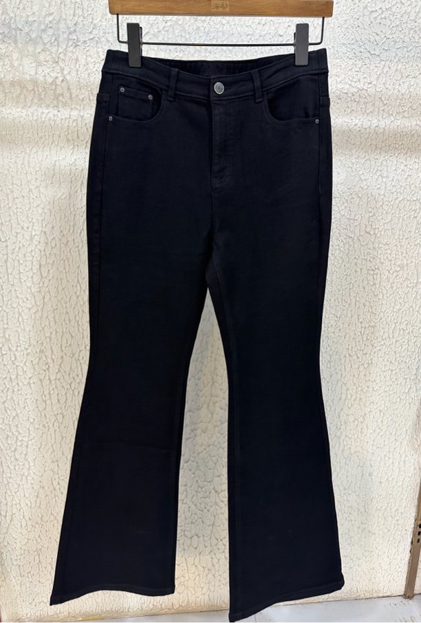 25水淼秋款1619黑色喇叭裤