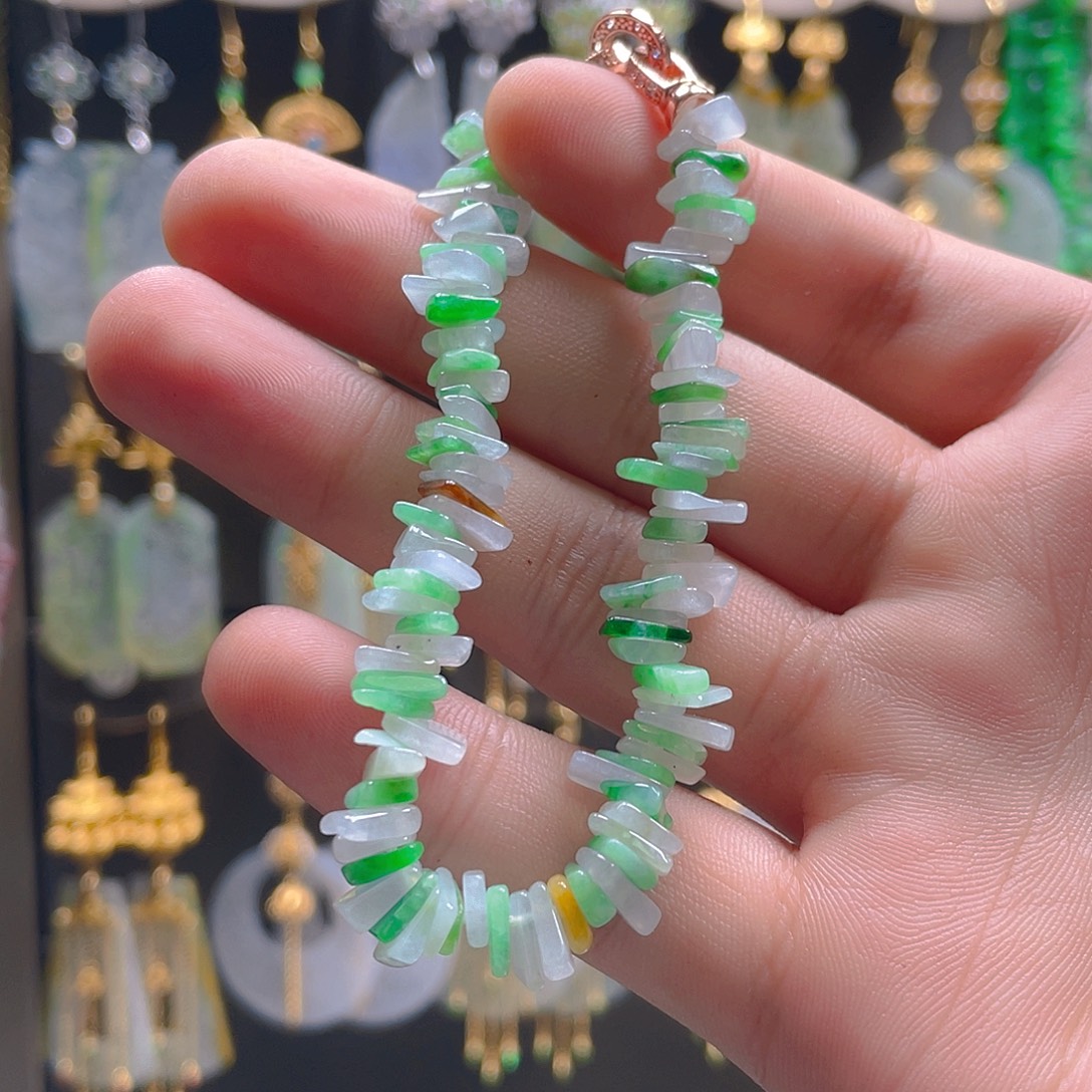 翡翠未镶嵌耳饰翡翠