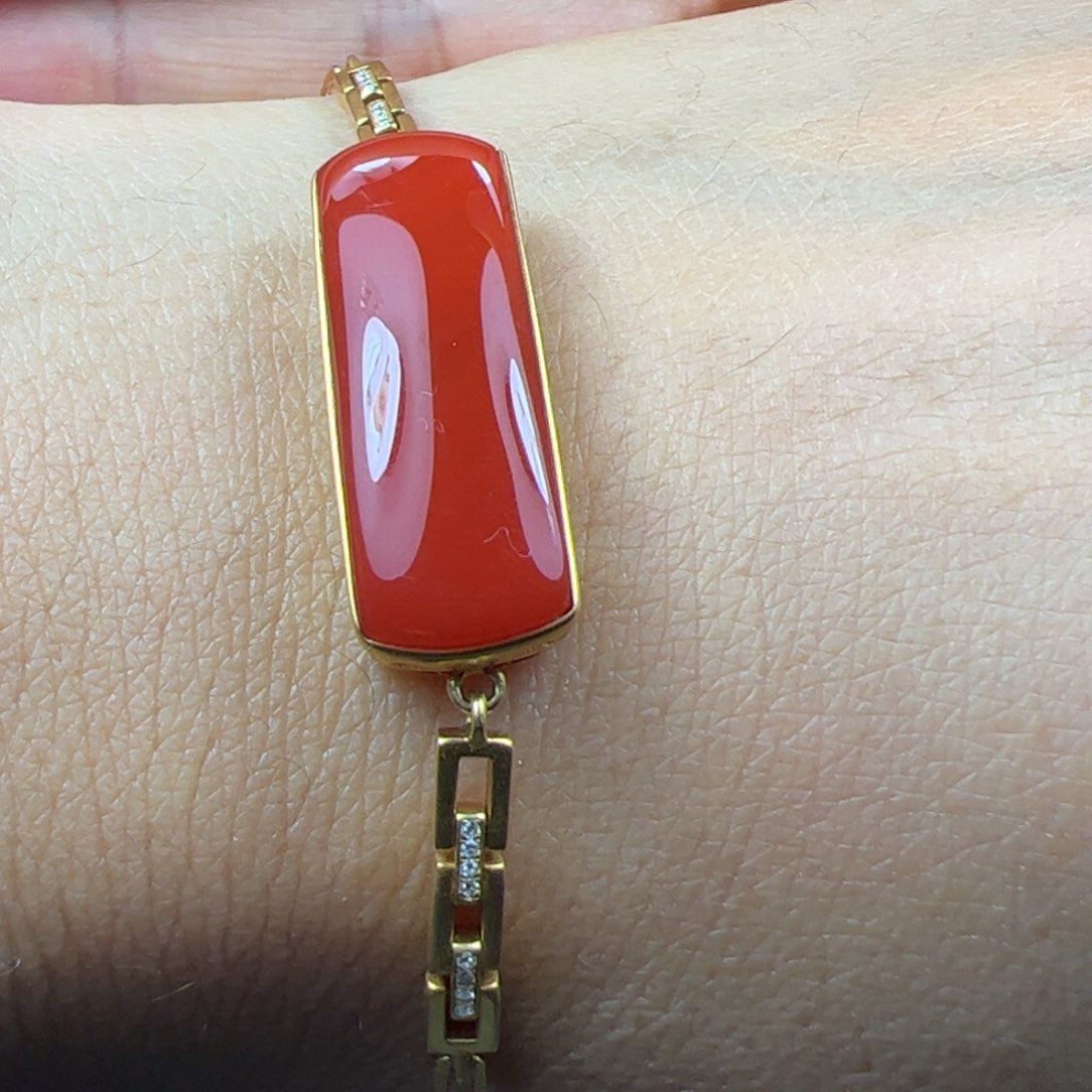 18K金镶嵌手链南红玛瑙