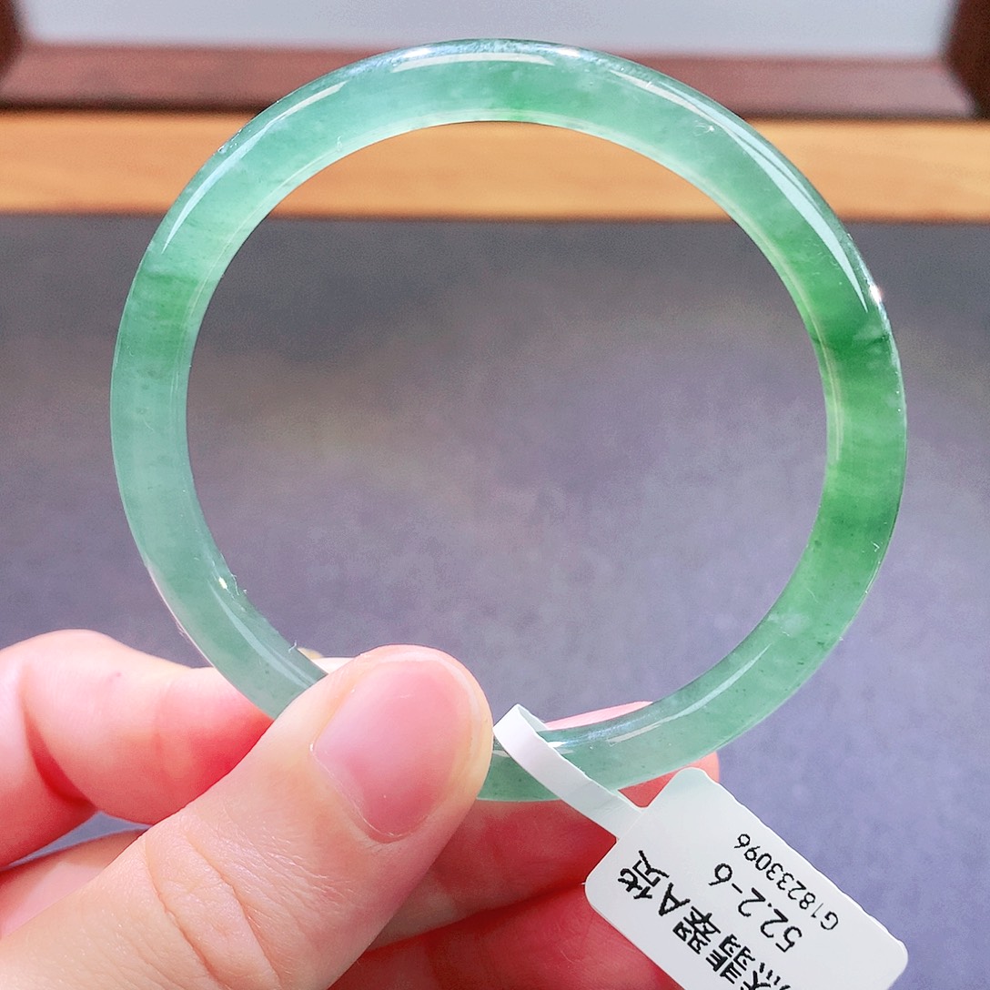 翡翠未镶嵌手镯天然翡翠