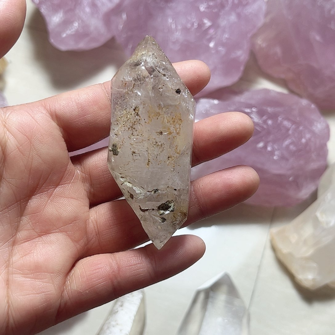 水晶天然水晶原石未镶嵌?****?