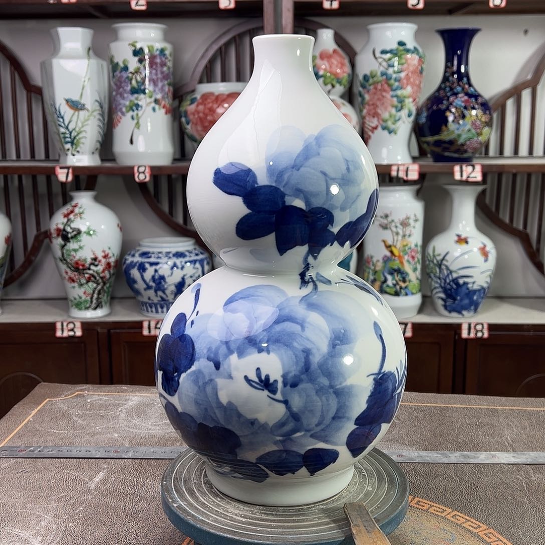 摆件陶景德镇陶瓷葫青牡