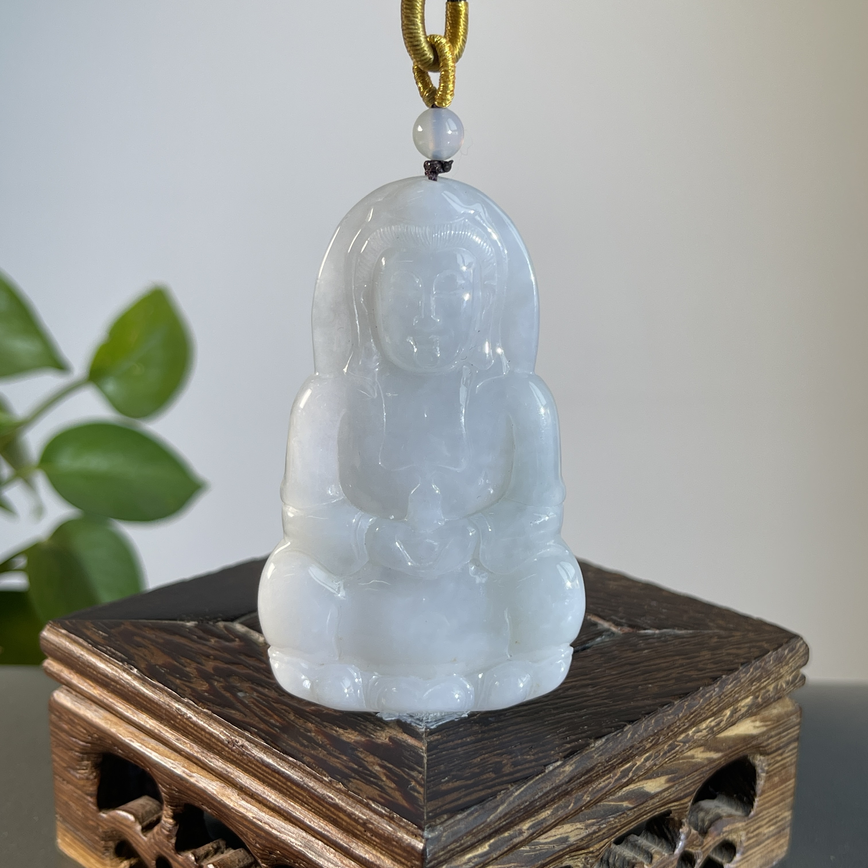 JYW24-68  天然缅甸A货翡翠  正装观音 