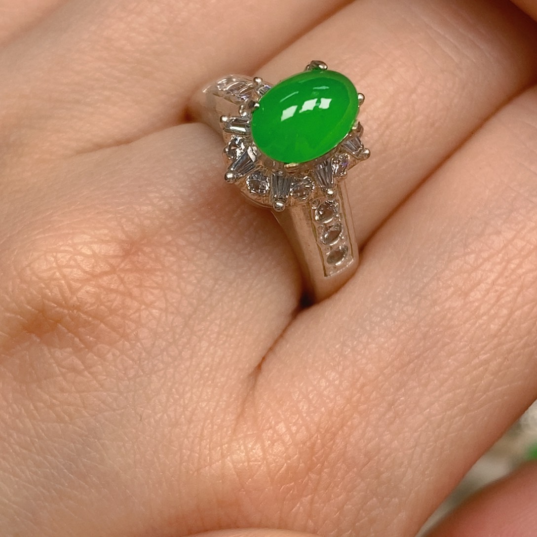 翡翠戒指未镶嵌翡翠