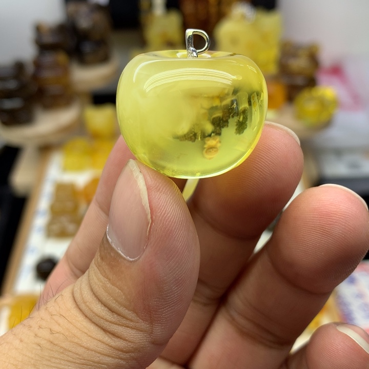 琥珀颈饰未镶嵌苹果珠