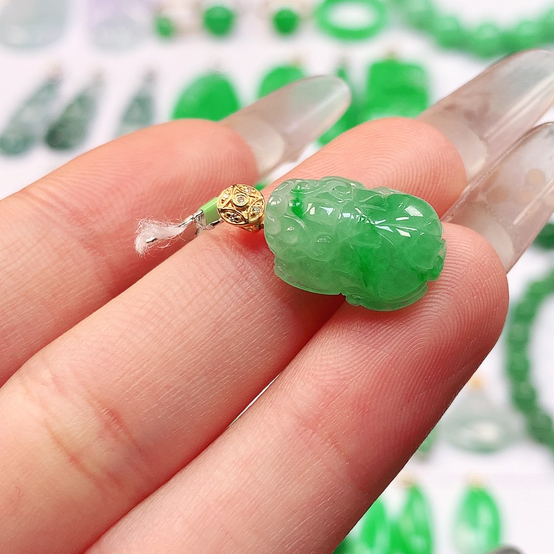 吊坠(不含链)18K金镶嵌翡翠