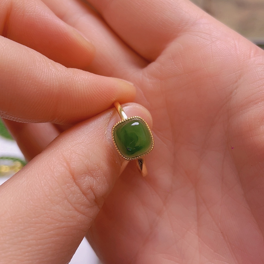 和田玉戒指银S925镀金镶嵌