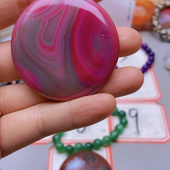【闪购商品】玛瑙/玉髓珠宝半成品未镶嵌红**末