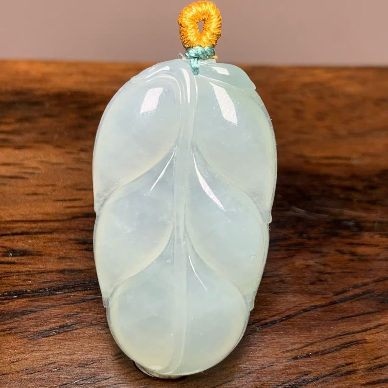 A628珠宝玉石A货翡翠吊坠 