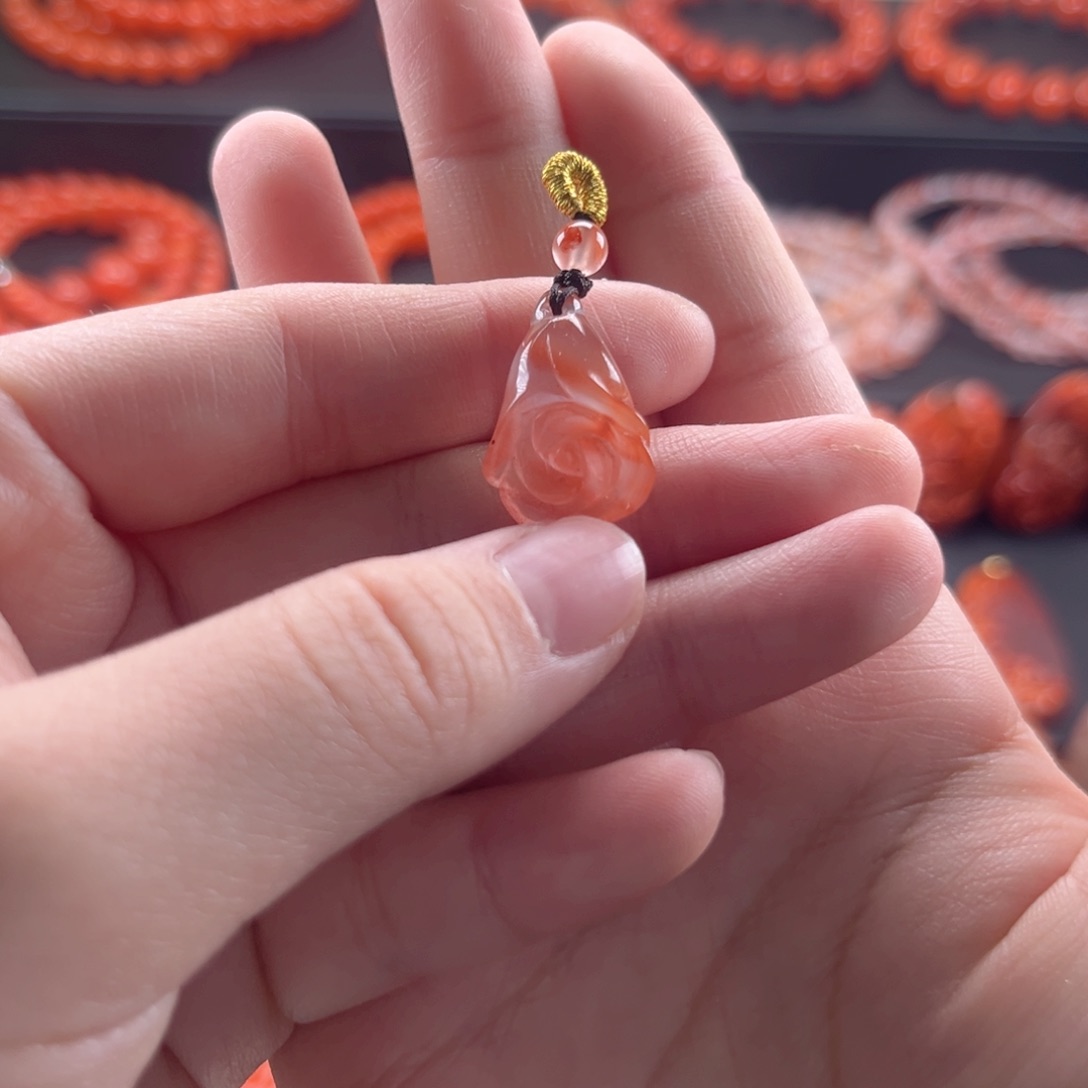 南红玛瑙耳环未镶嵌