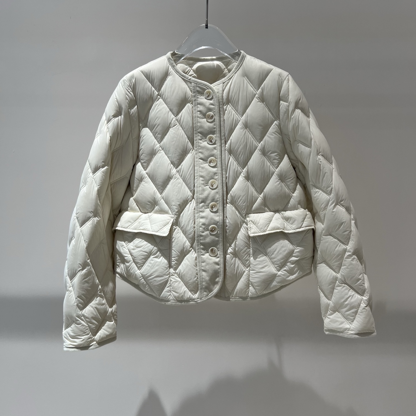 商场同款2025冬季新款小香风羽绒服短款白鸭绒外套轻暖女004113