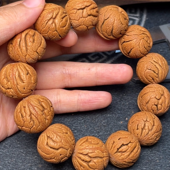 桃核手串龙纹桃核