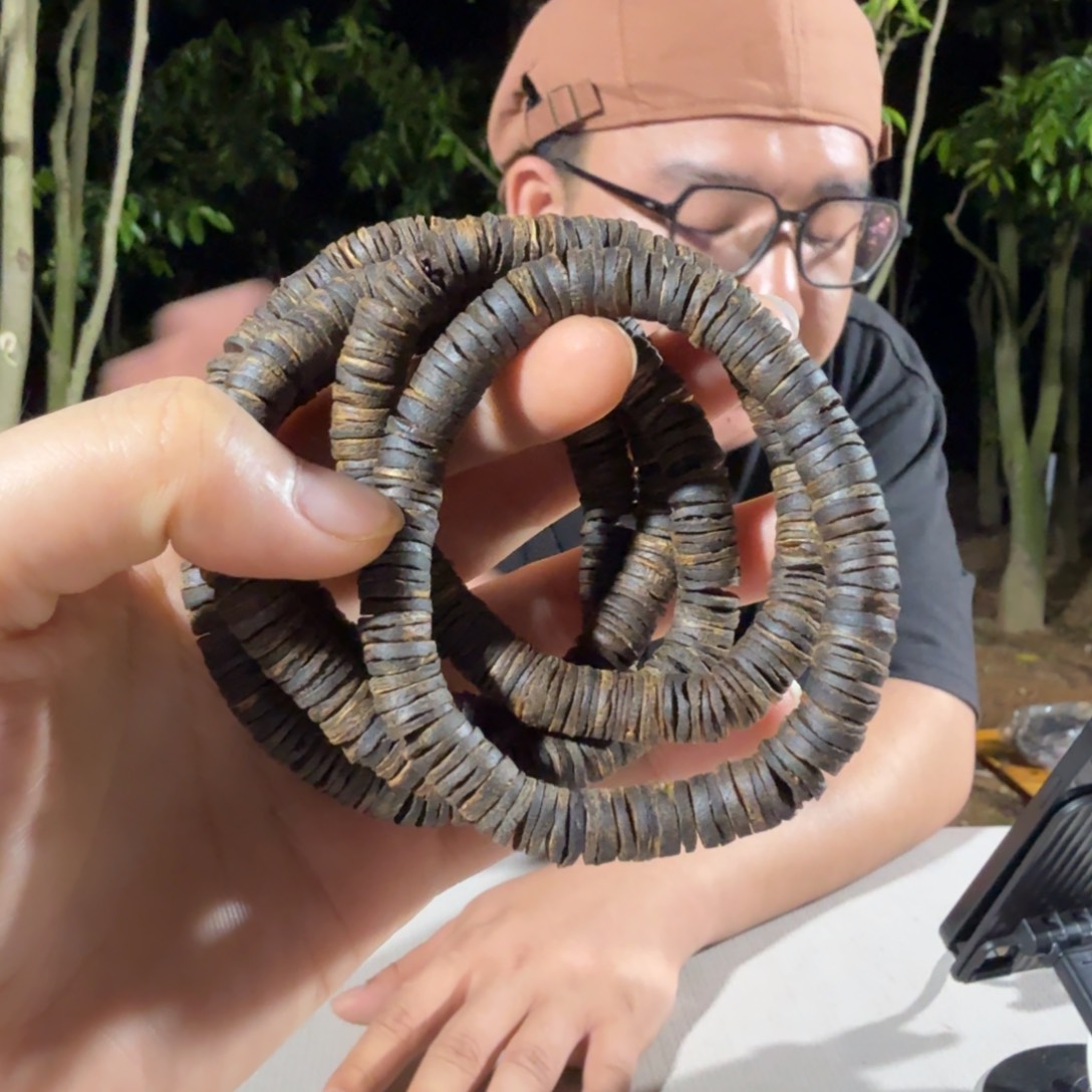 沉香碎屑沉香棋楠油叶子片珠沉水单圈卡8 多样性发一