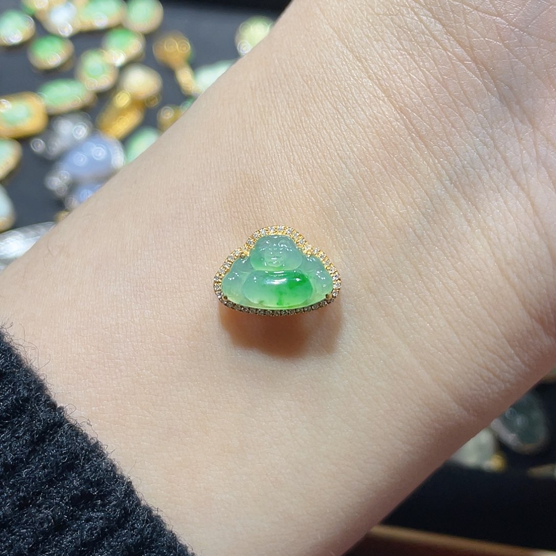 翡翠颈饰18K金镶嵌_*樂吊坠