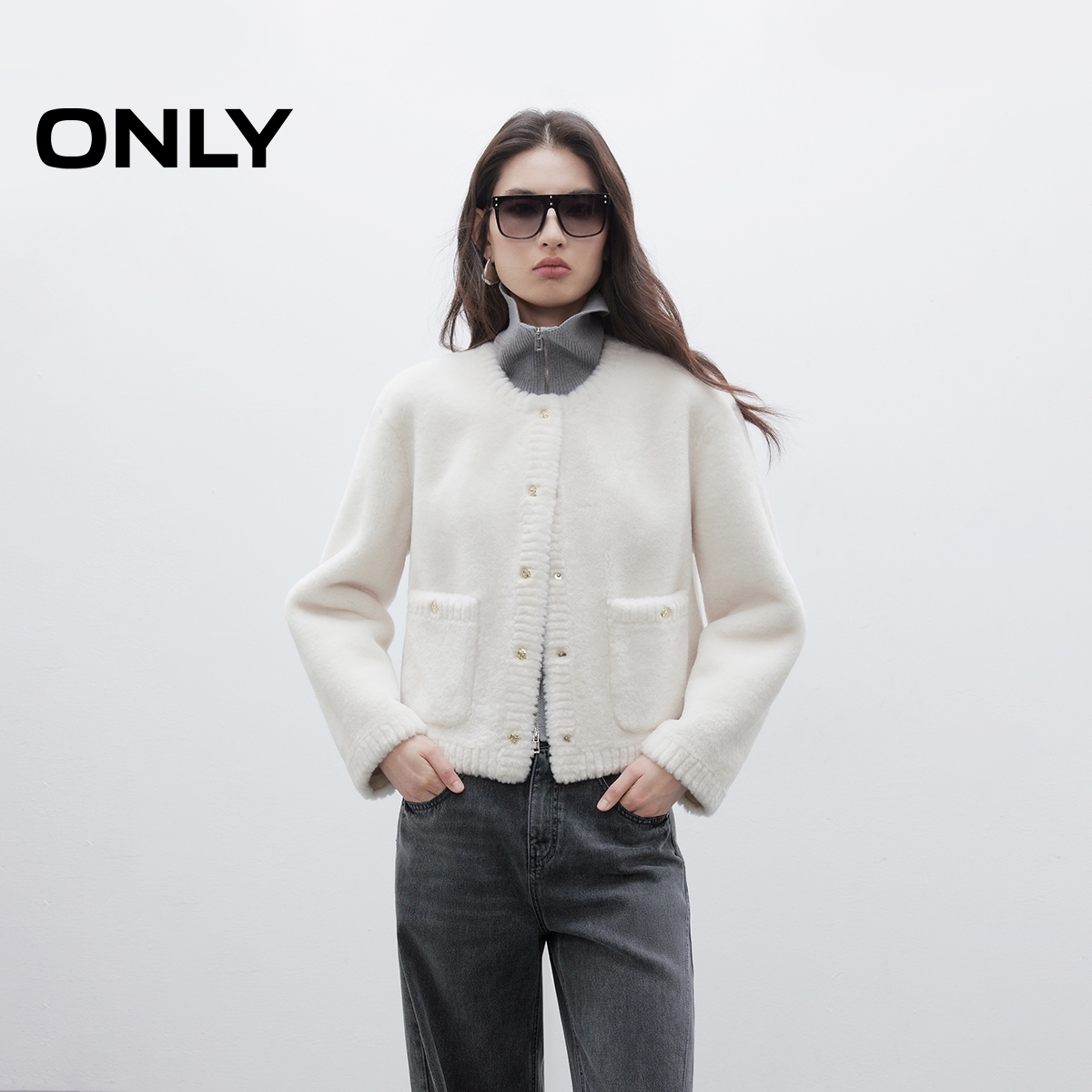 2025秋季新款皮毛一体细腻短绒圆领保暖棉服女|125322006