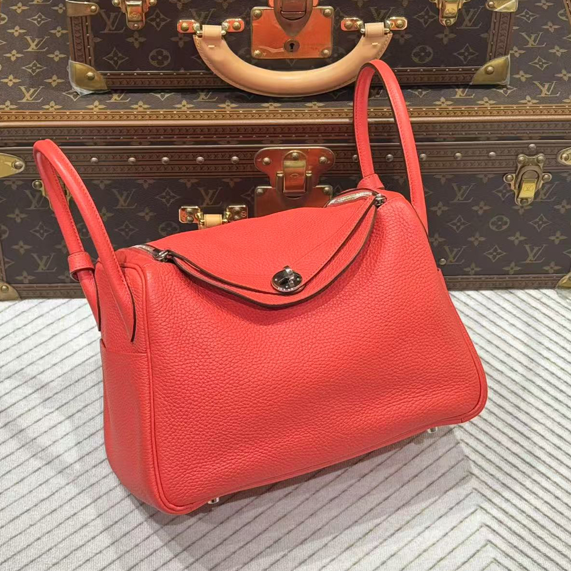 99新 Hermes/爱马仕 爱马仕Lindy30 斋普尔粉/贝贝c刻