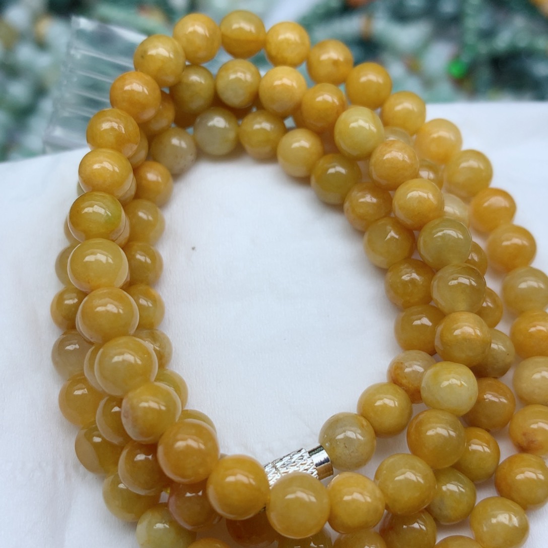 翡翠颈饰未镶嵌手串