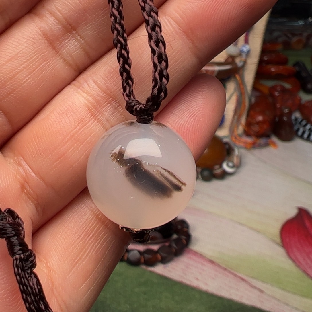 玛瑙/玉髓颈饰未镶嵌