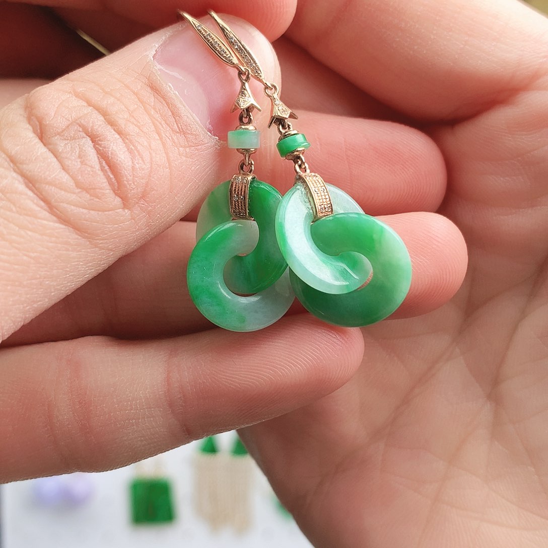 翡翠耳饰18K金镶嵌耳饰