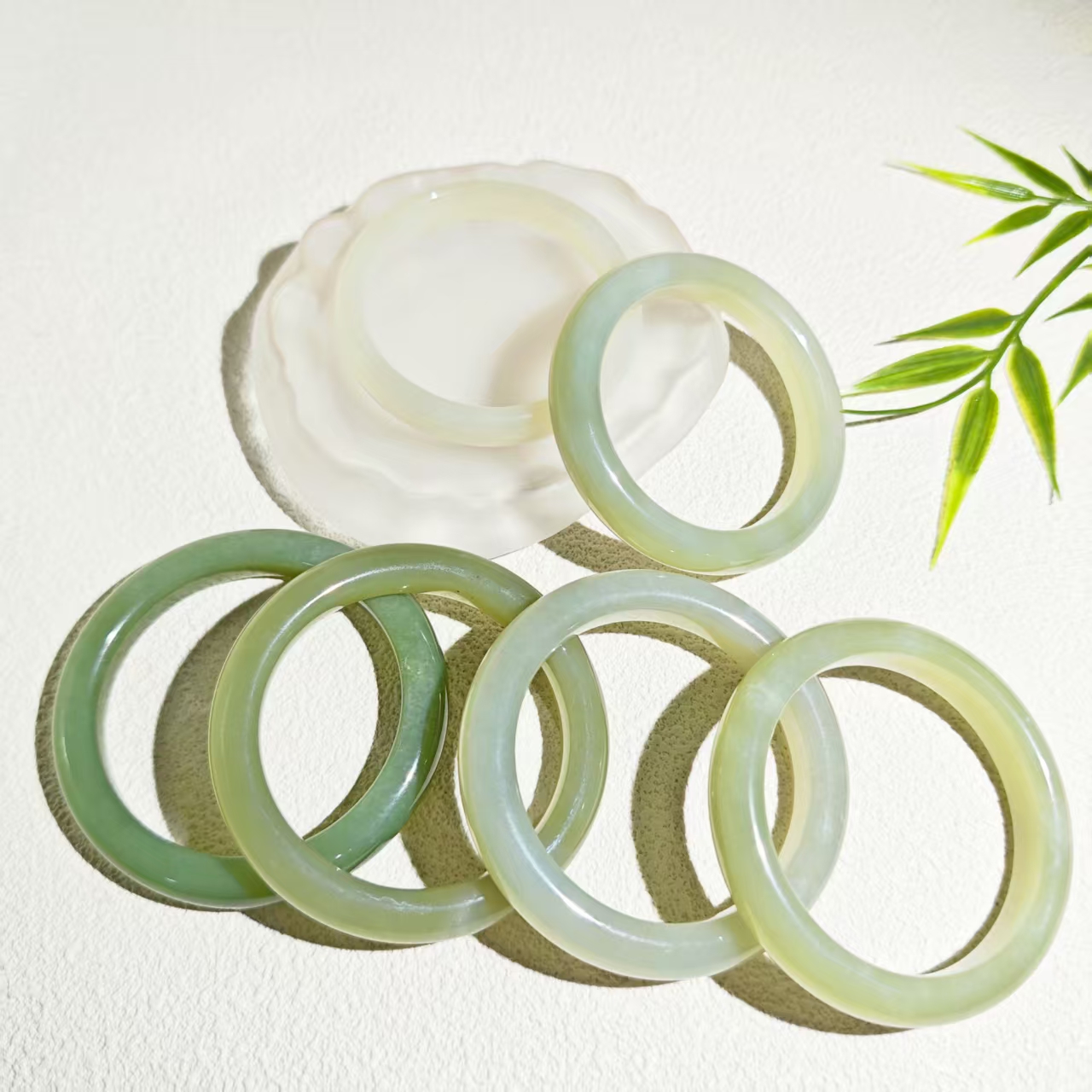 春日珠宝 天然和田玉手镯 多样性发货 拍一发一 H390