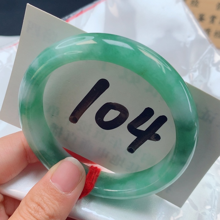 翡翠手镯未镶嵌强推