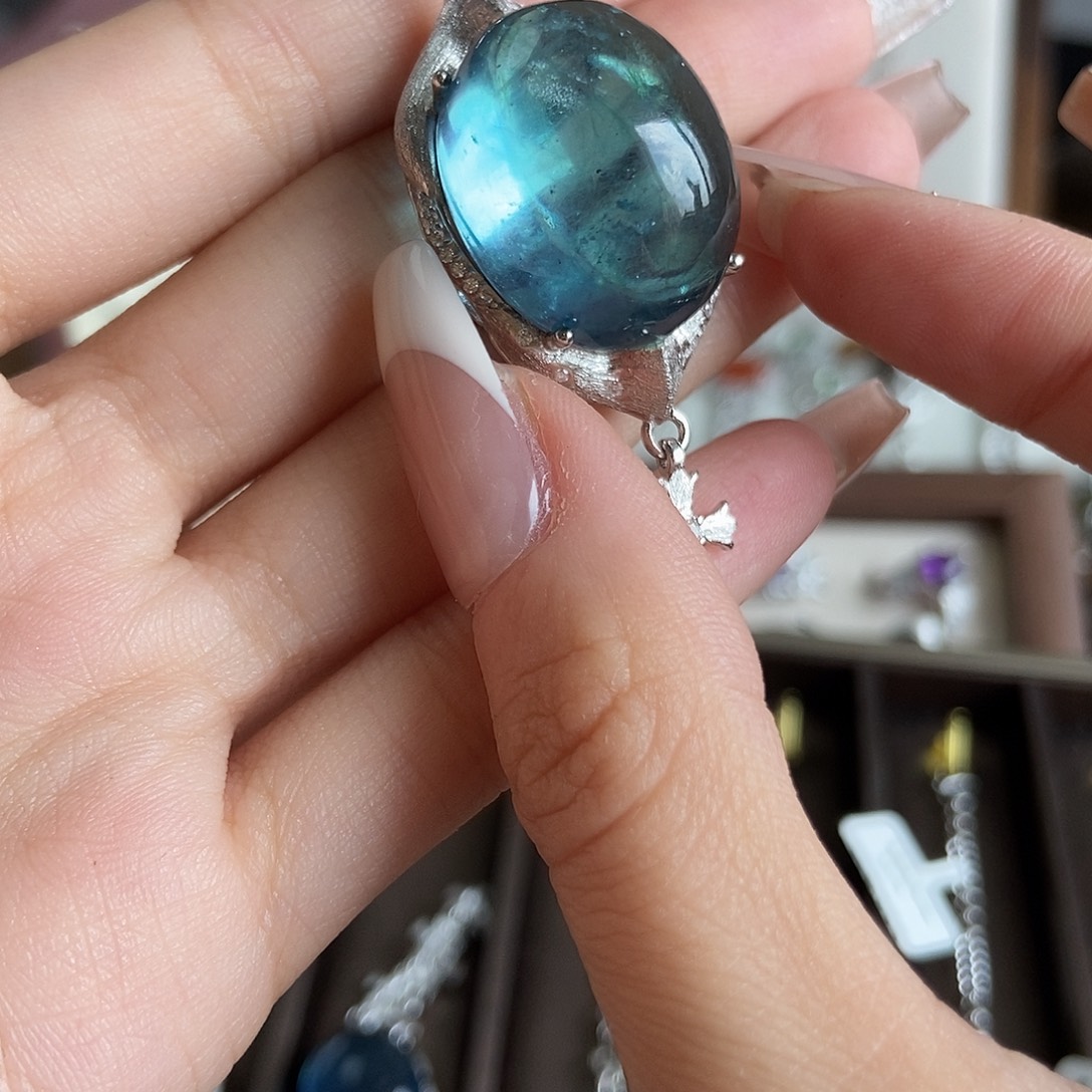 s***m烟晶戒指银S925镶嵌海蓝宝手链鬼绿