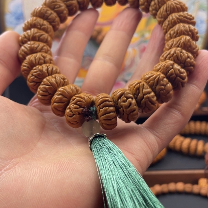 桃核手串20祥云手持