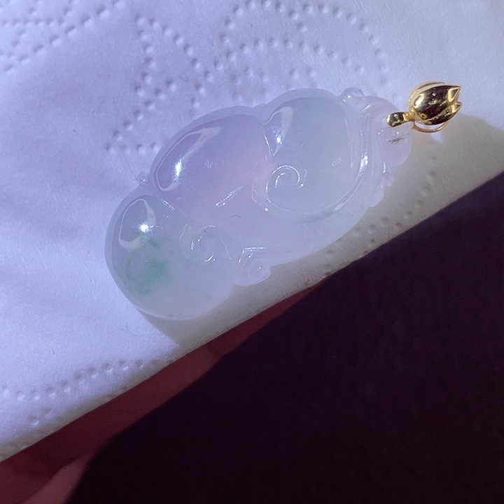 翡翠18K金镶嵌颈饰翡翠