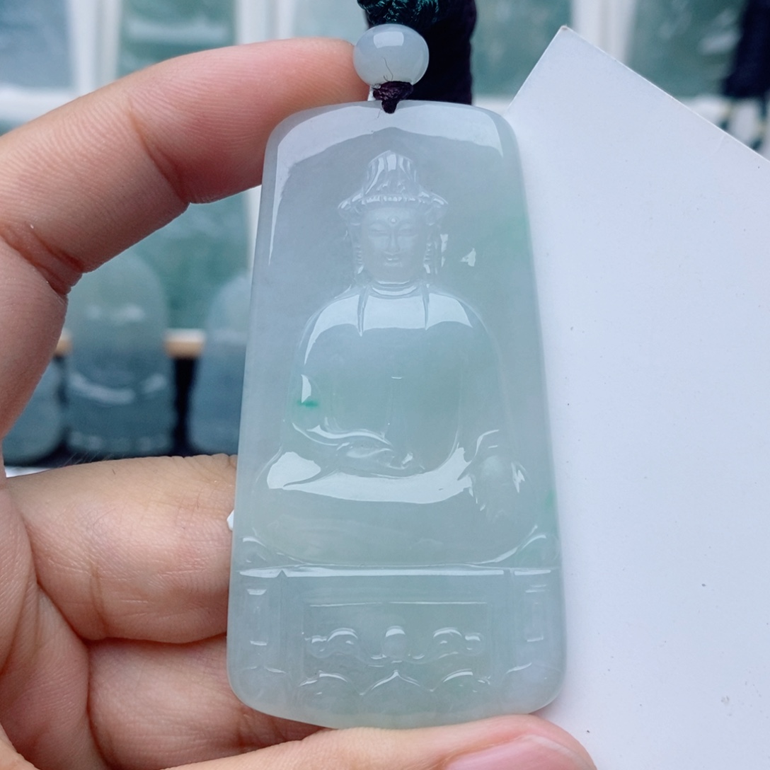 颈饰未镶嵌翡翠素衣