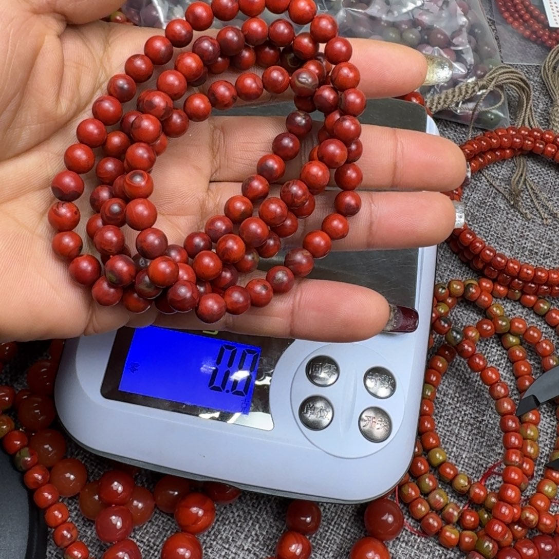 南红玛瑙未镶嵌手链