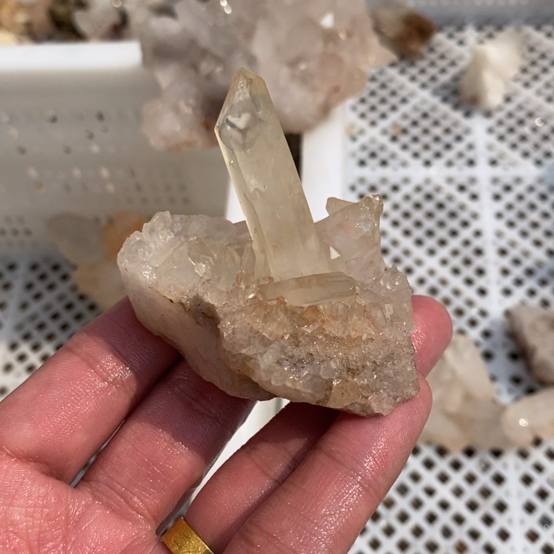 水晶水晶原石摆件未镶嵌