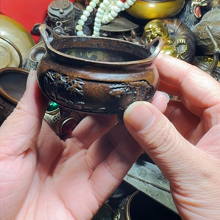 铜器摆件收收藏藏